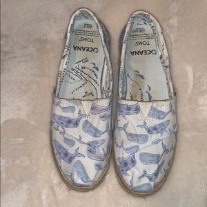 Toms shoes with whales size 6 1/2